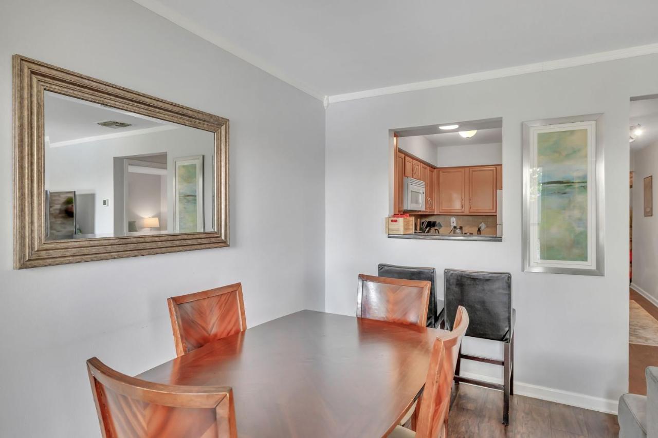 Nash Gold Private Condo - 2Bed, 2Bath, Sleep 6, 25 Min Walk To Broadway And All Nashville Attractions, Pool, Gym Bagian luar foto