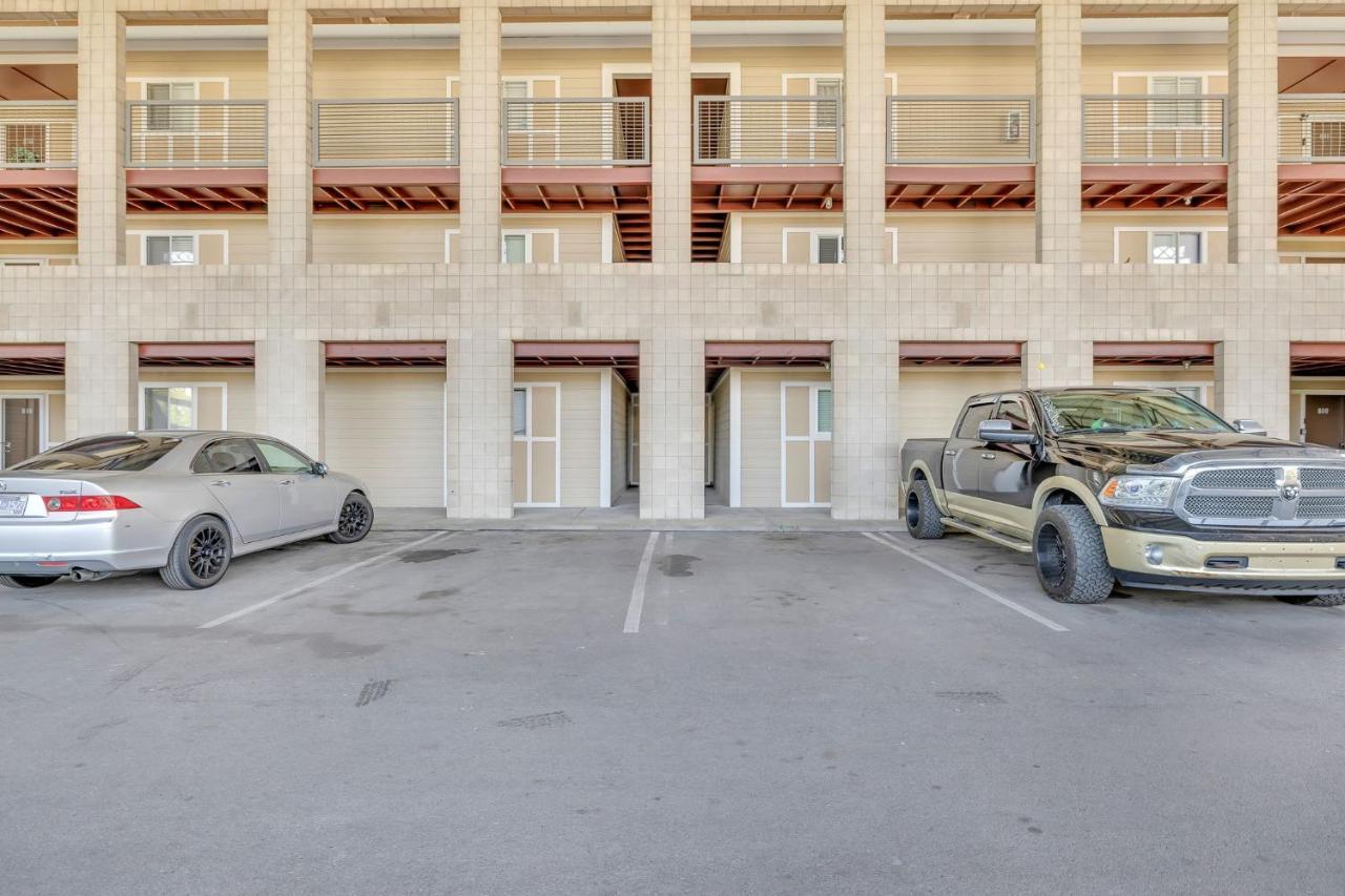 Nash Gold Private Condo - 2Bed, 2Bath, Sleep 6, 25 Min Walk To Broadway And All Nashville Attractions, Pool, Gym Bagian luar foto
