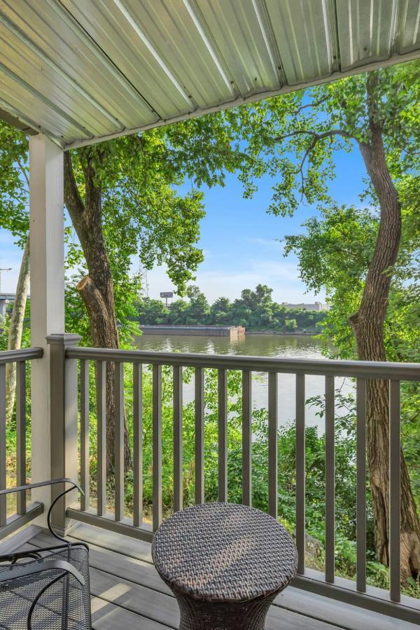Nash Gold Private Condo - 2Bed, 2Bath, Sleep 6, 25 Min Walk To Broadway And All Nashville Attractions, Pool, Gym Bagian luar foto